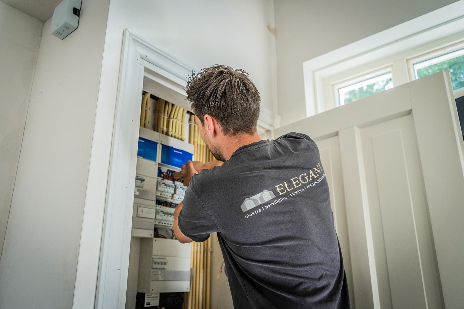 Erik Dekker alweer 12,5 jaar werkzaam bij Elegant BV !