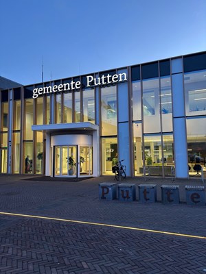 Gemeentehuis 2